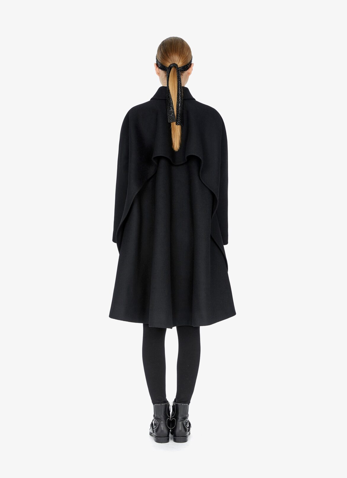 Coats ALAÏA BLACK COATS